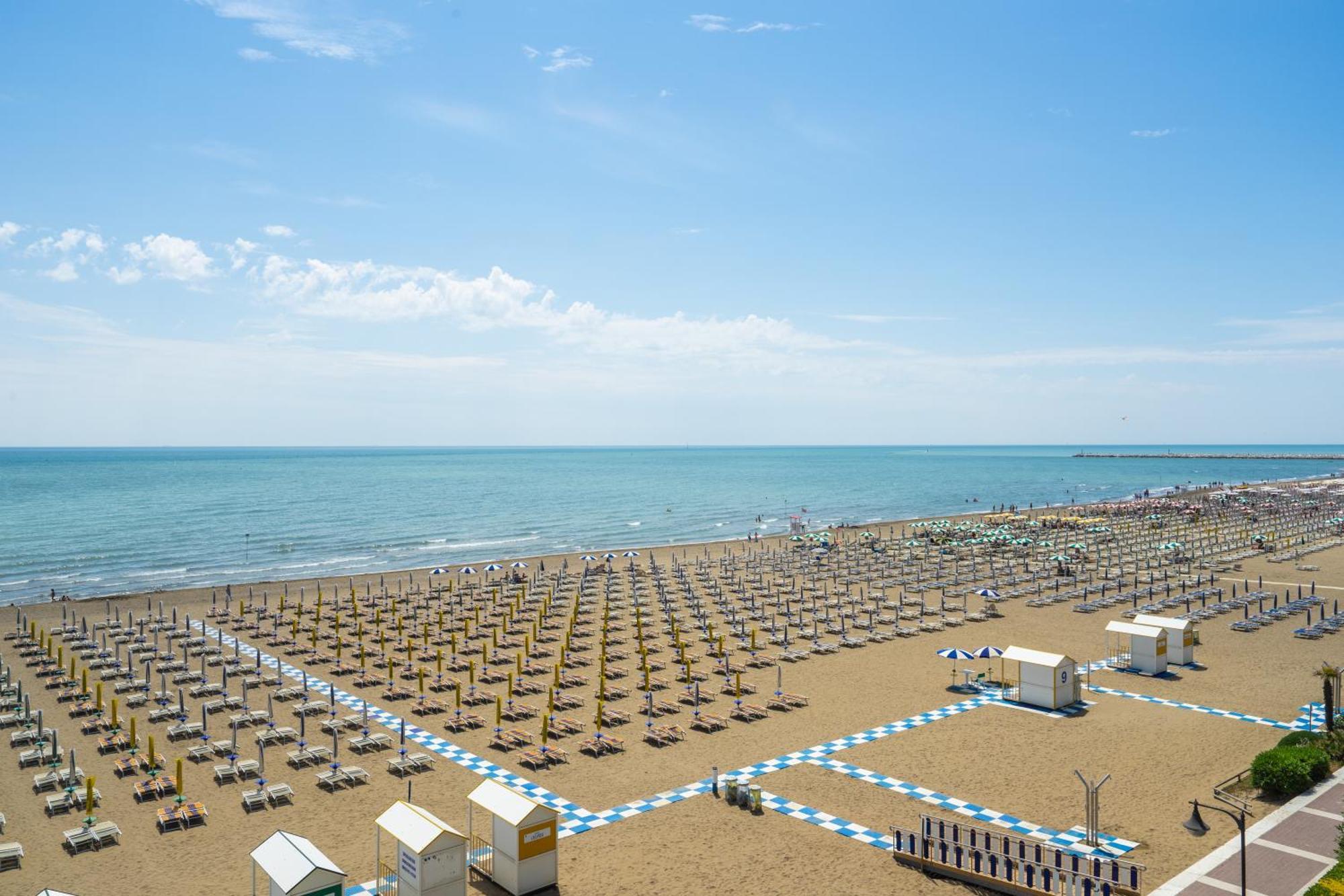 Hotel Montecarlo Caorle Buitenkant foto