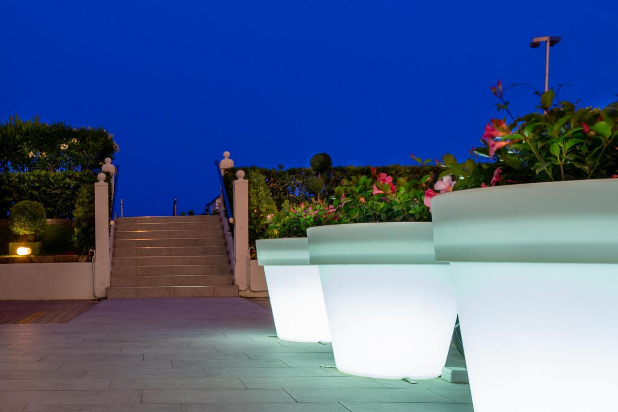Hotel Montecarlo Caorle Buitenkant foto