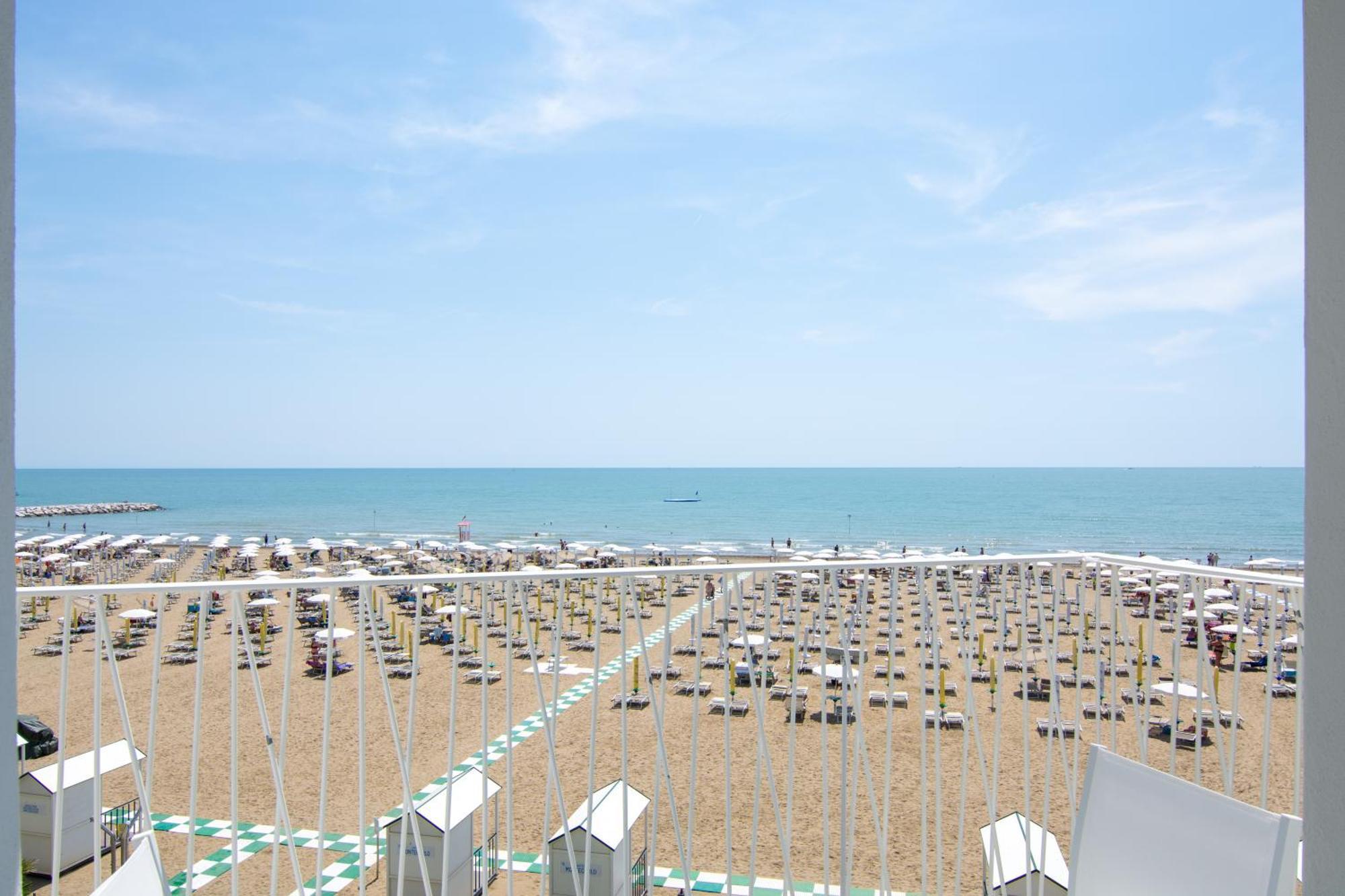 Hotel Montecarlo Caorle Buitenkant foto